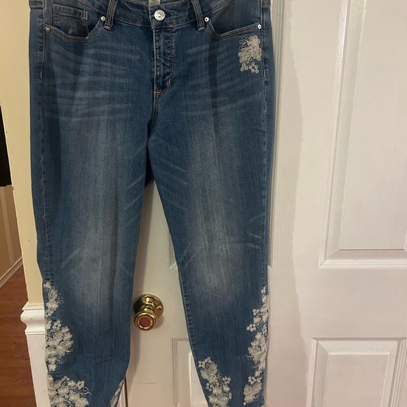 Vintage America Embroidered Blue Jeans with Tassels - Picture 4 of 6